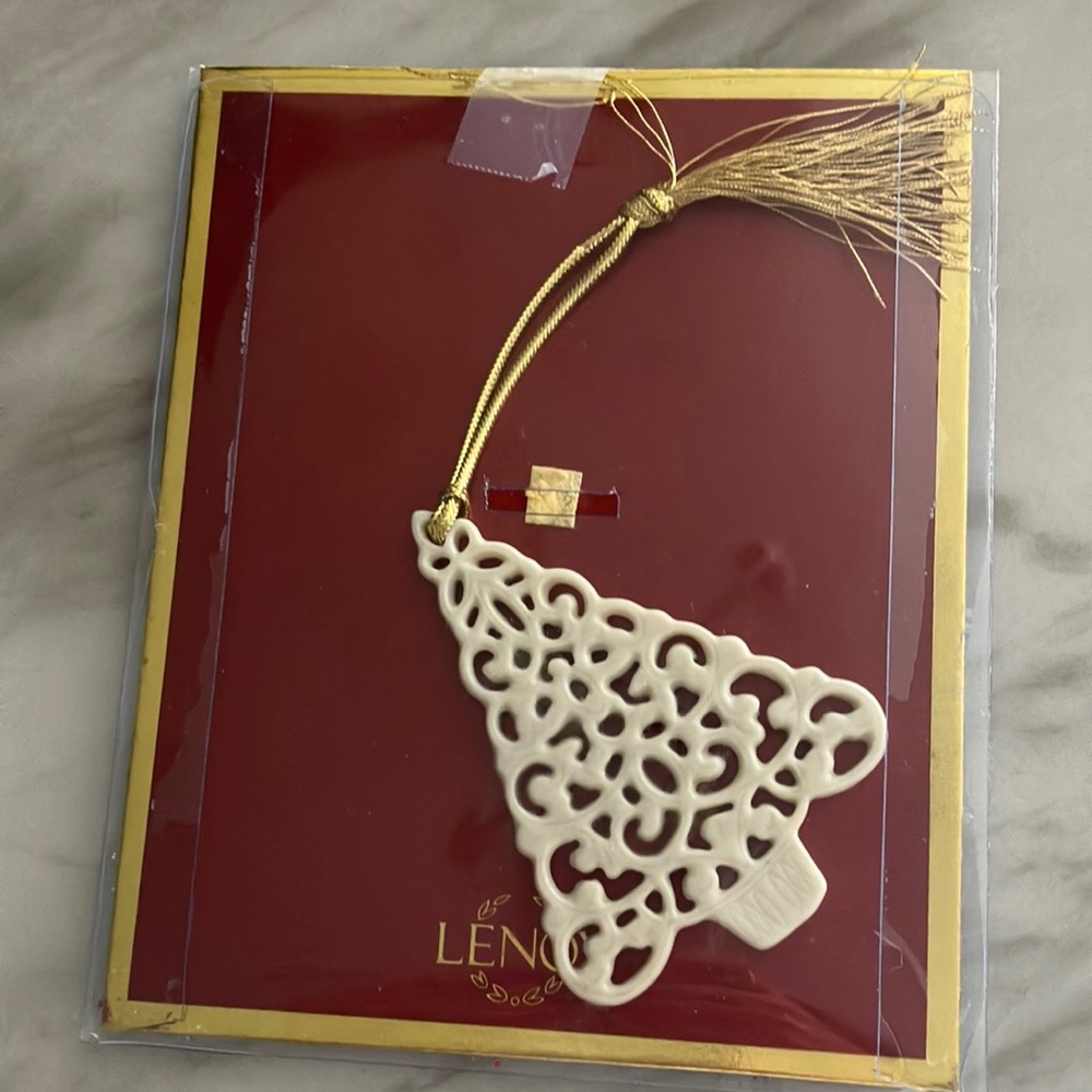 Lenox pierced Christmas tree ornament early 2000 original box Holiday gi…